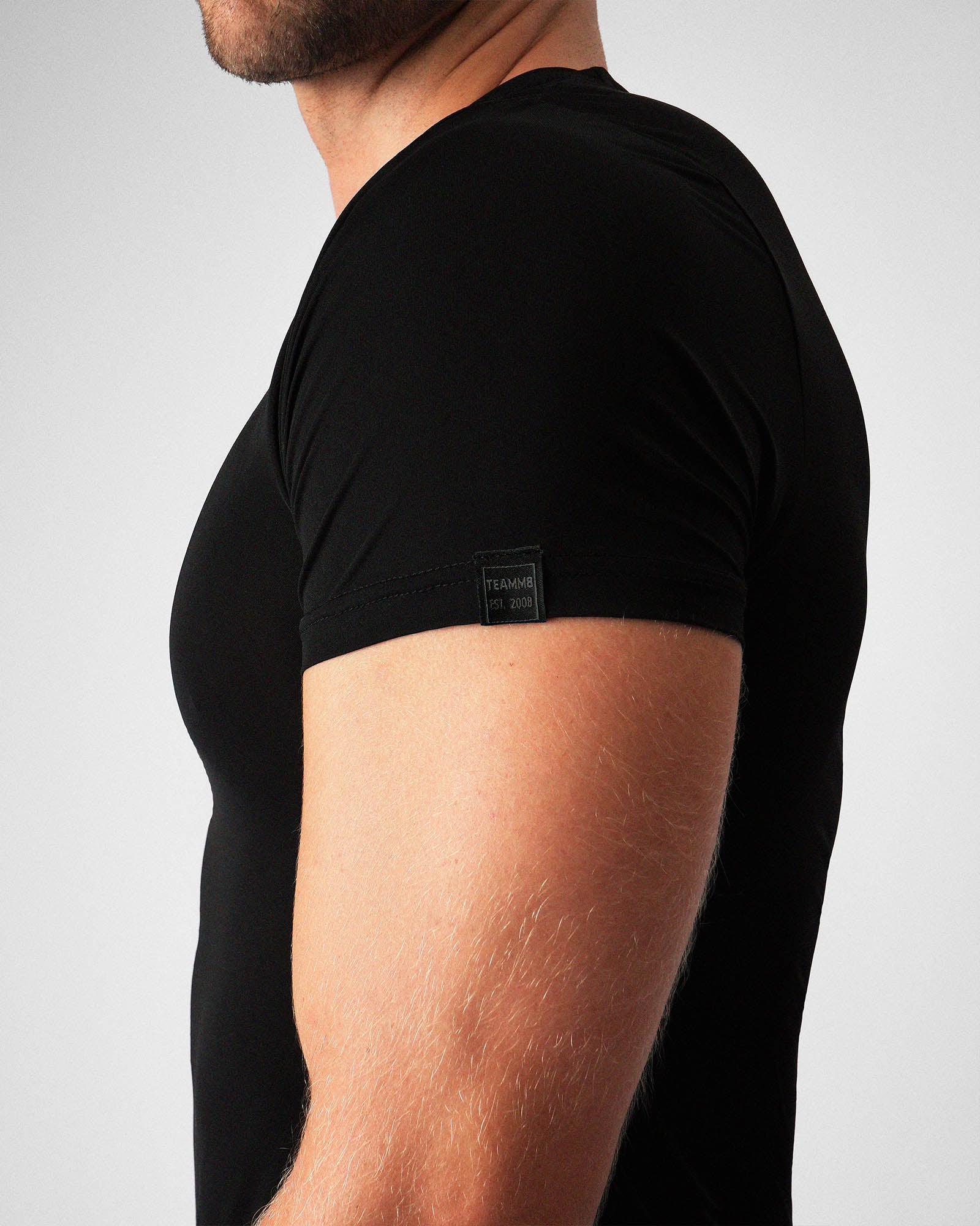 TEAMM8 Allure Sheer Cropped Tee Noir